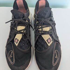 Nike Air Huarache Type N.354